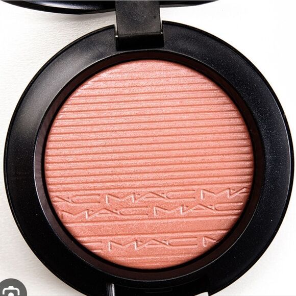 Mac Cosmetics Extra Dimension Skinfinish Blush - Picture 2 of 6